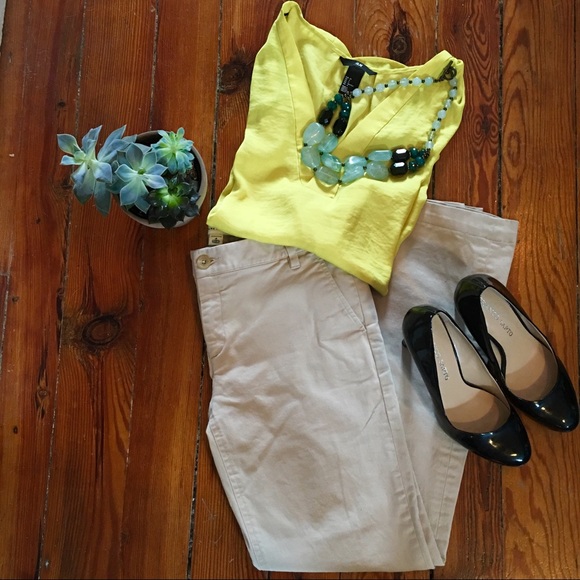 BANANA REPUBLIC - Size 4 Stretch Khakis - Picture 2 of 8